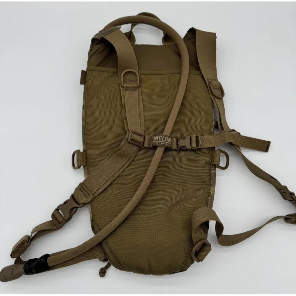 US Military Issued Thermobak 3L Camelbak 32‎ OZ Hydration System Camo W Bladder